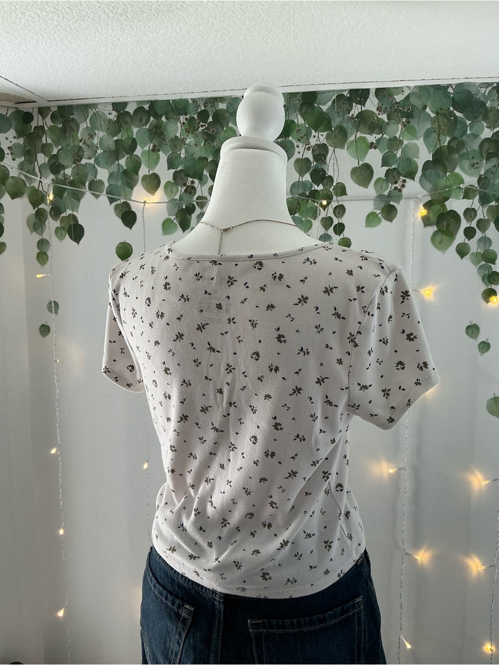 White Floral Wrap-Front Cropped Women’s Top - Picture 3 of 7